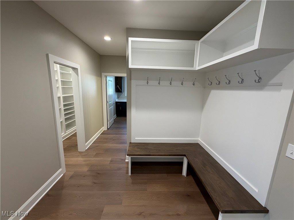 6916 South Raccoon Road, Canfield, OH 44406