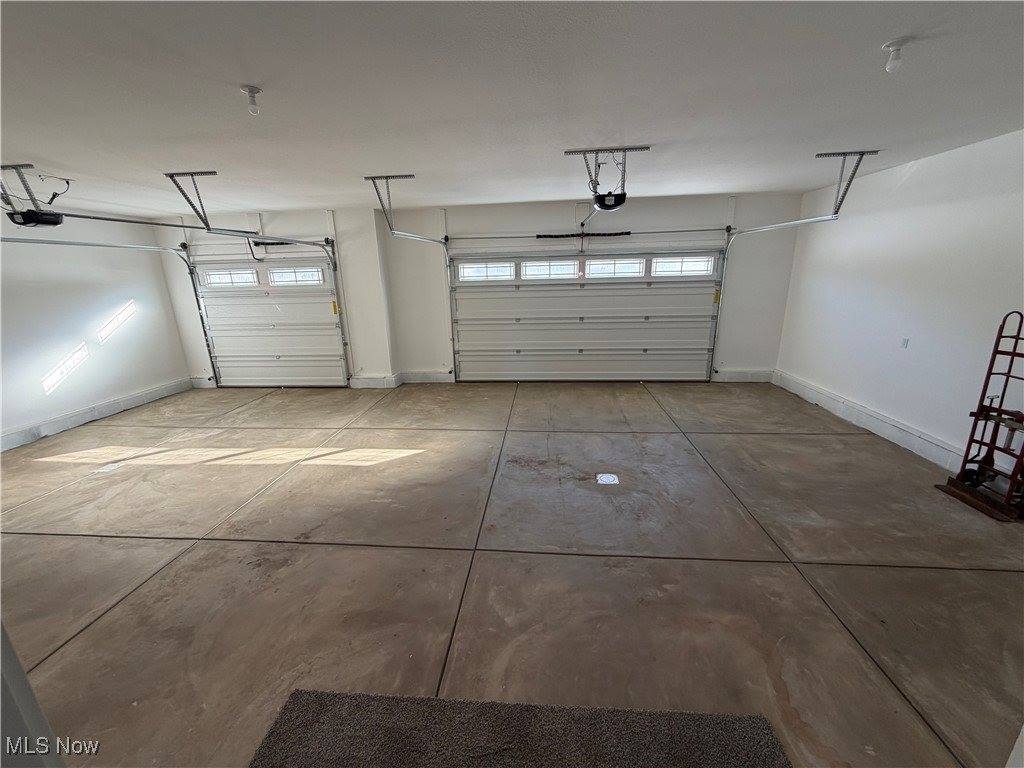 6916 South Raccoon Road, Canfield, OH 44406