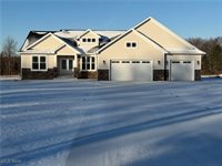 6916 South Raccoon Road, Canfield, OH 44406