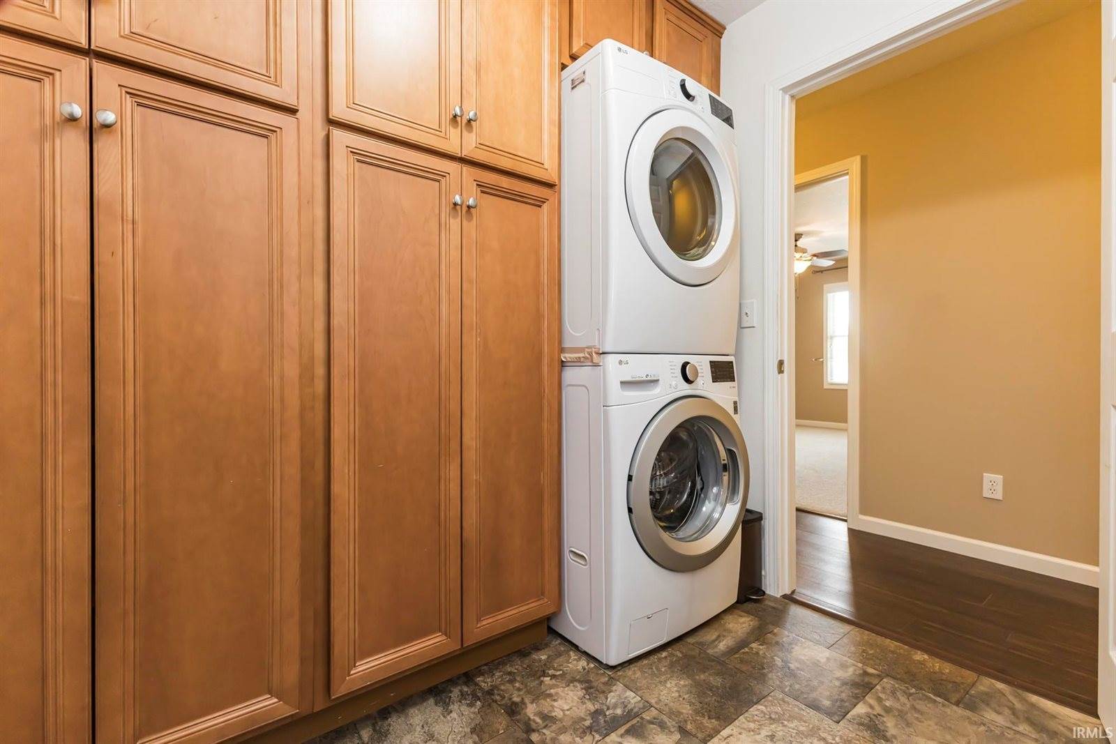 307 E Charter Drive, Muncie, IN 47303