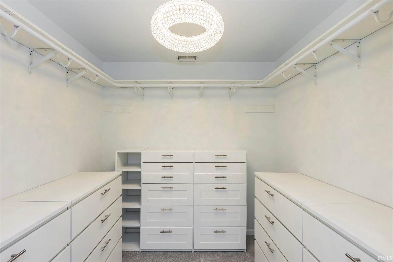 307 E Charter Drive, Muncie, IN 47303