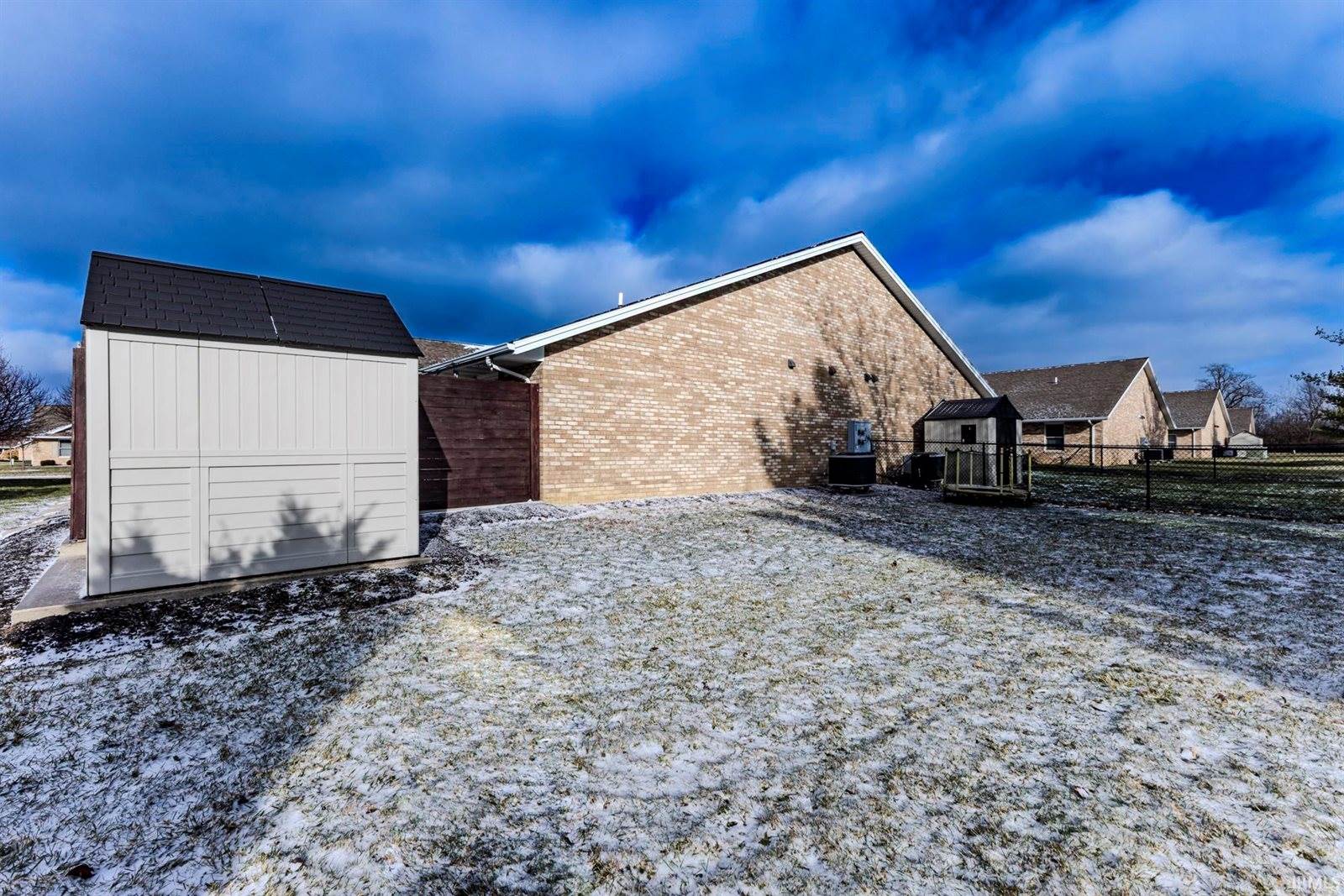 307 E Charter Drive, Muncie, IN 47303