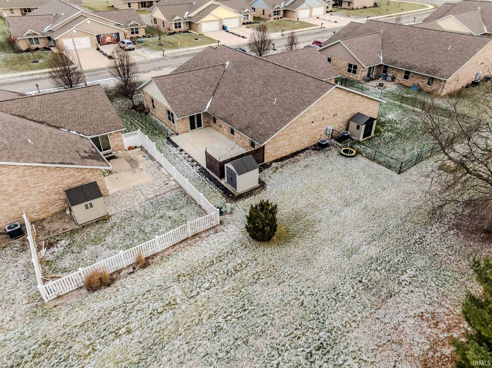 307 E Charter Drive, Muncie, IN 47303