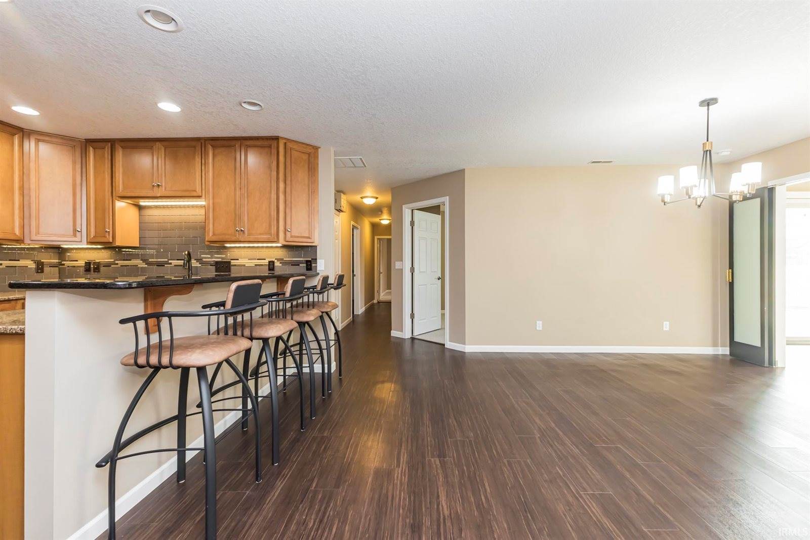 307 E Charter Drive, Muncie, IN 47303