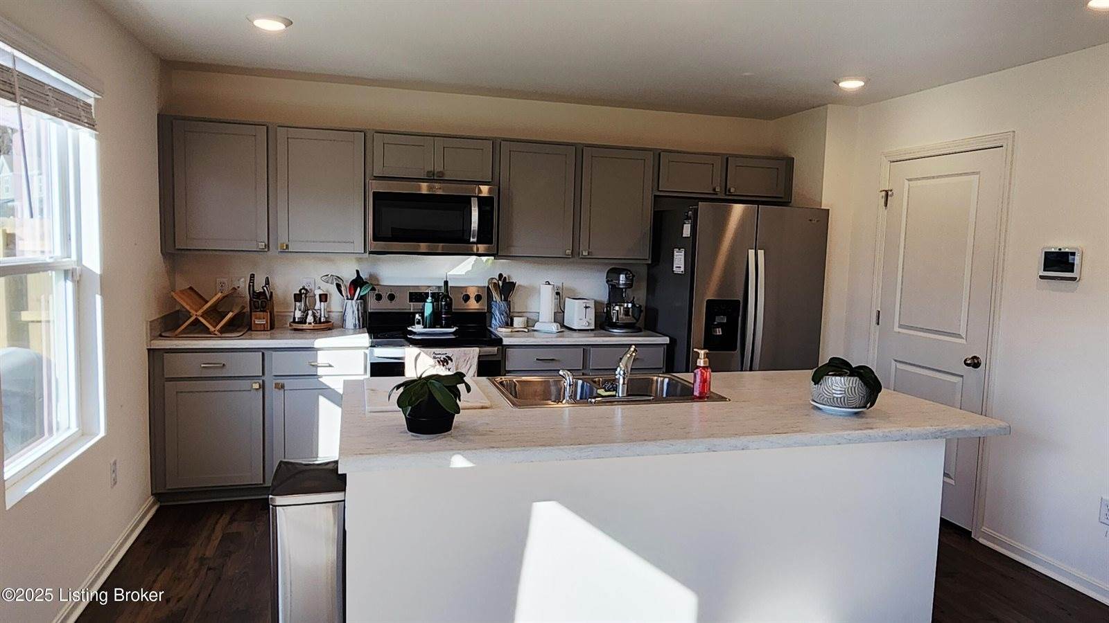 101 Clevis Ct, Elizabethtown, KY 42701