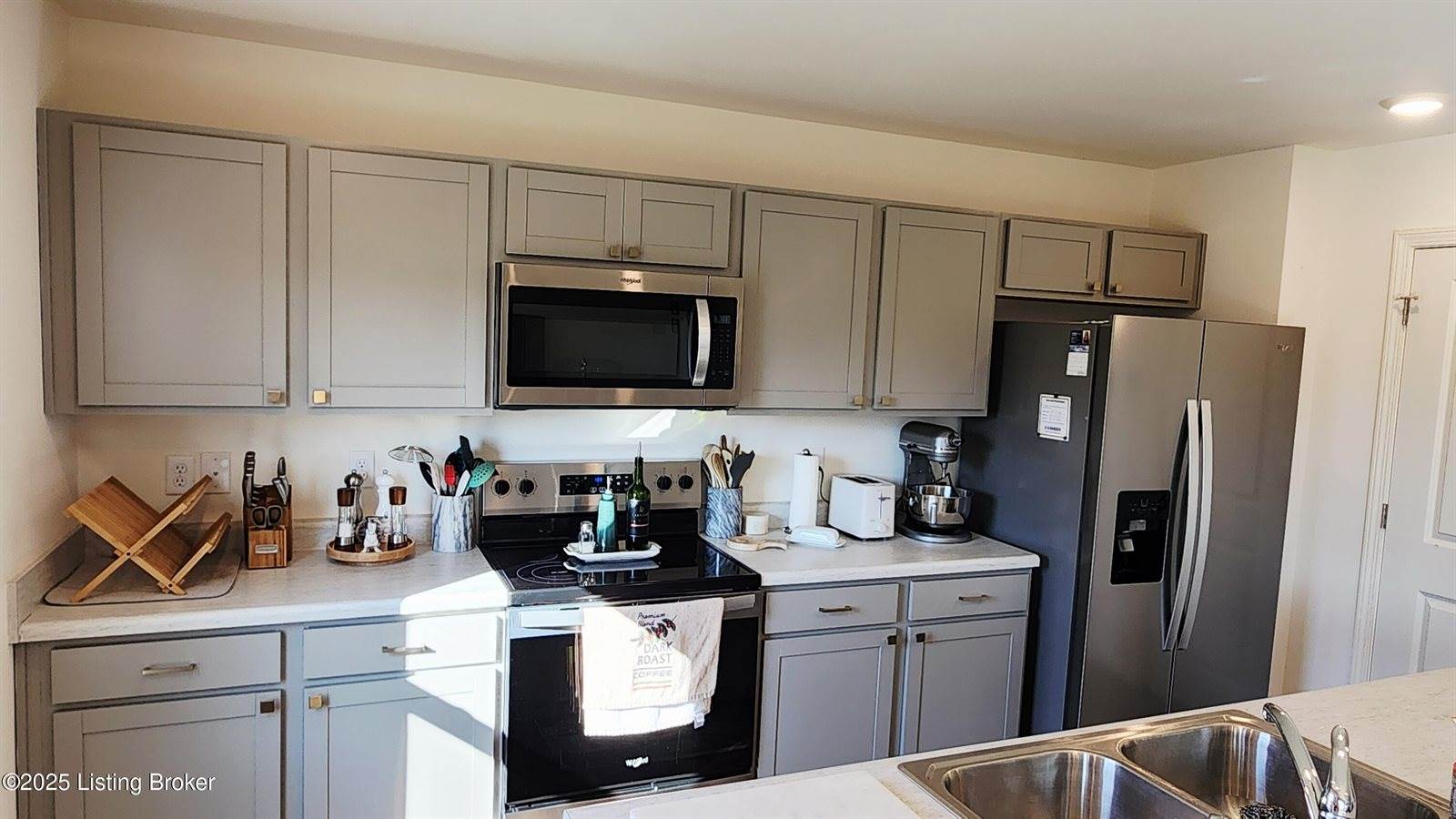 101 Clevis Ct, Elizabethtown, KY 42701