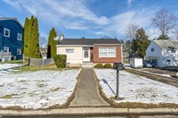 716 Carl Street, Endicott, NY 13760