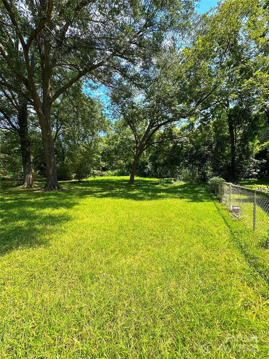 714 Apple Blossom Circle, Gastonia, NC 28052