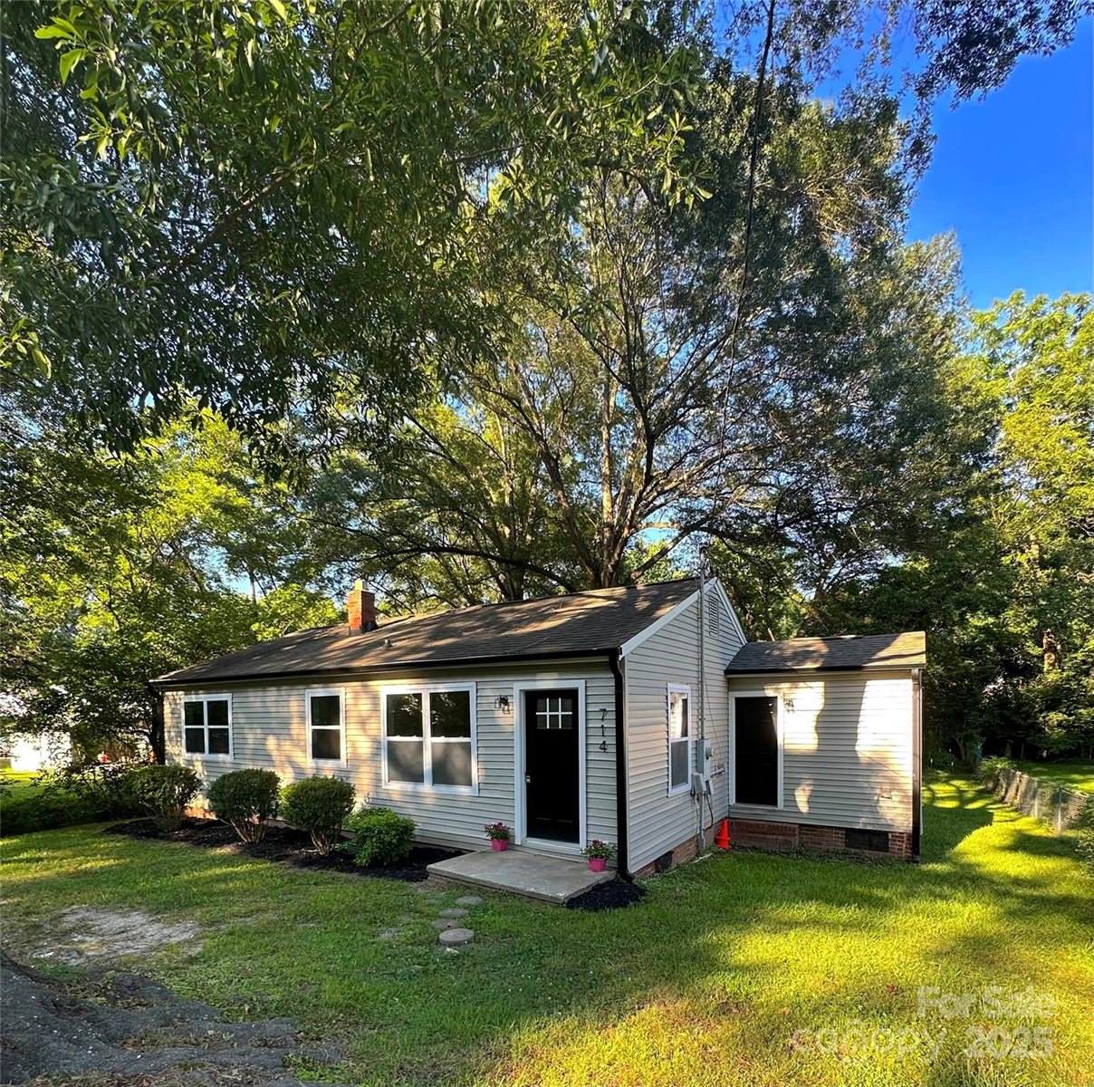 714 Apple Blossom Circle, Gastonia, NC 28052