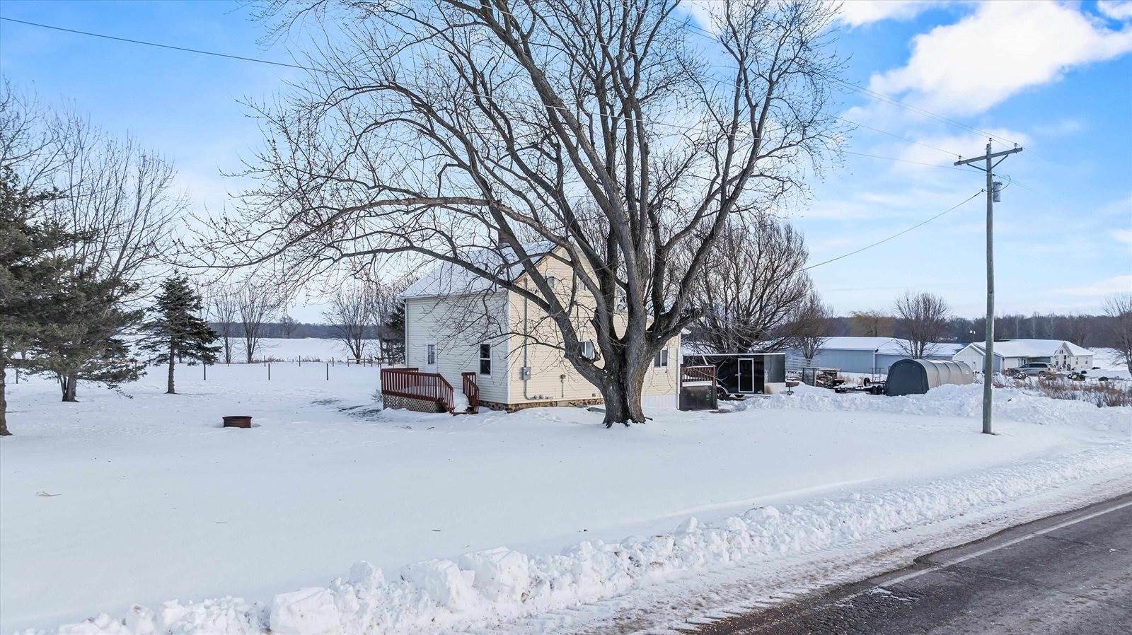 207949 County Road F, Spencer, WI 54479