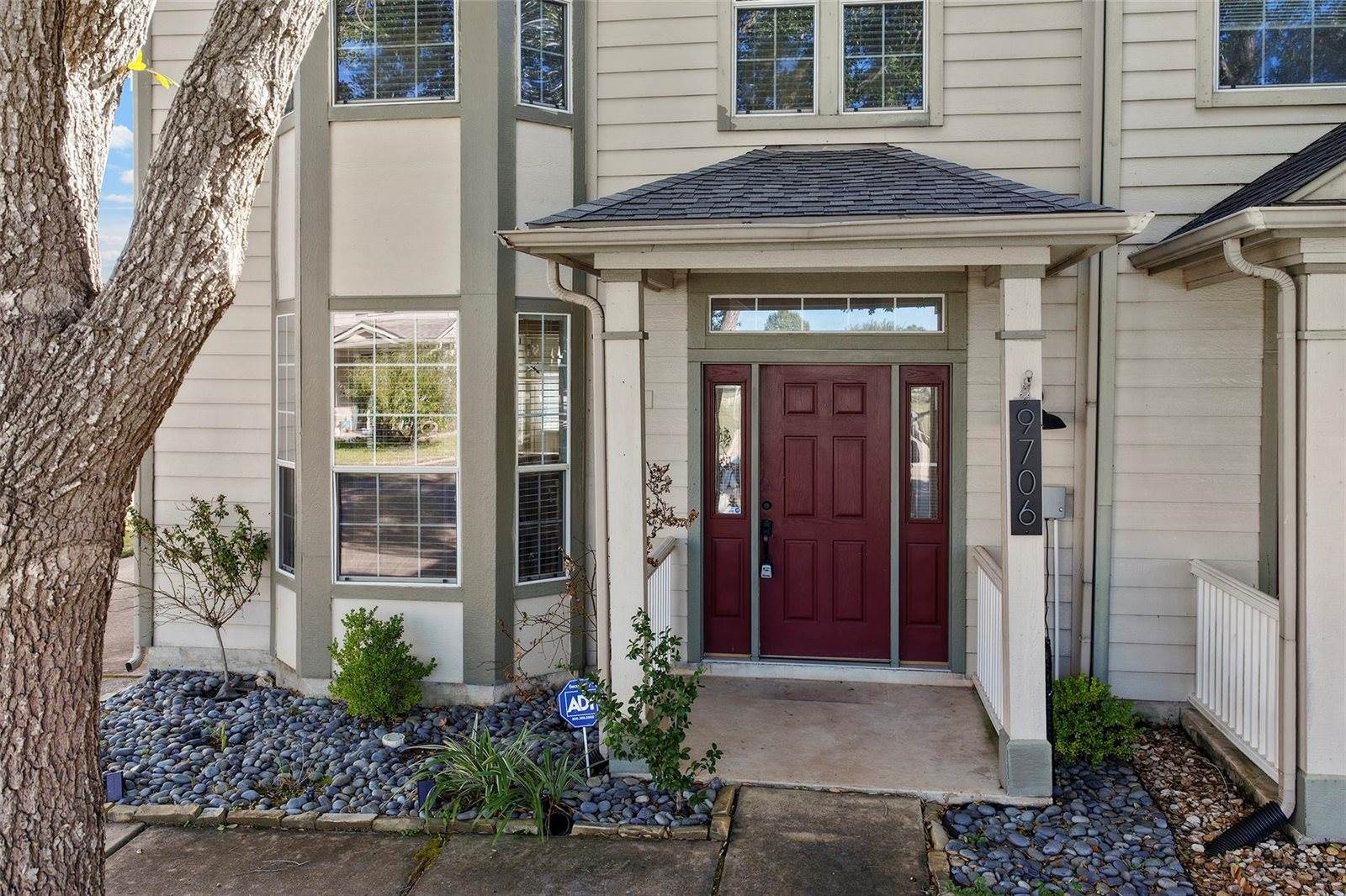 9706 Coyote Creek Drive, Houston, TX 77095