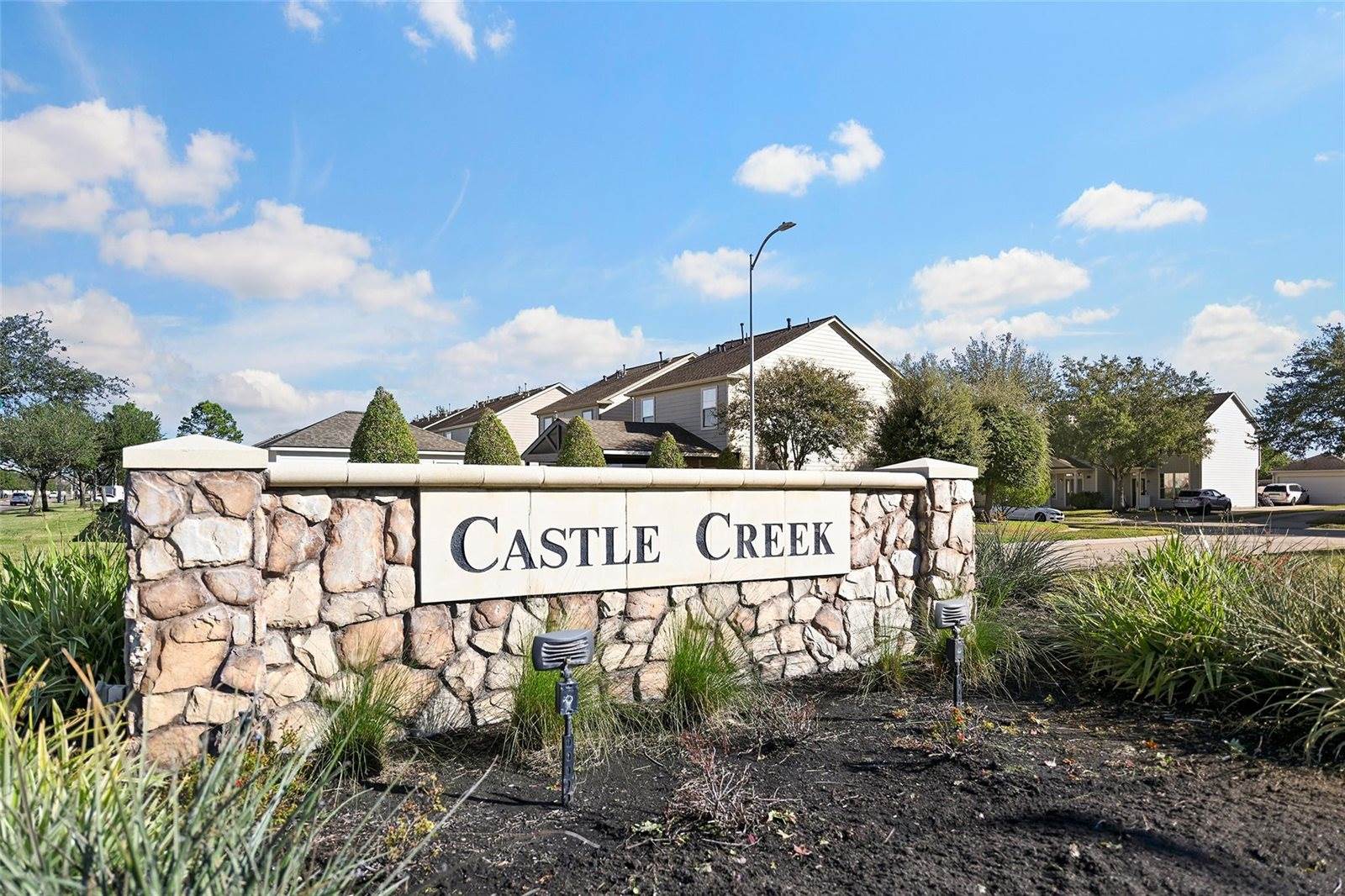 9706 Coyote Creek Drive, Houston, TX 77095