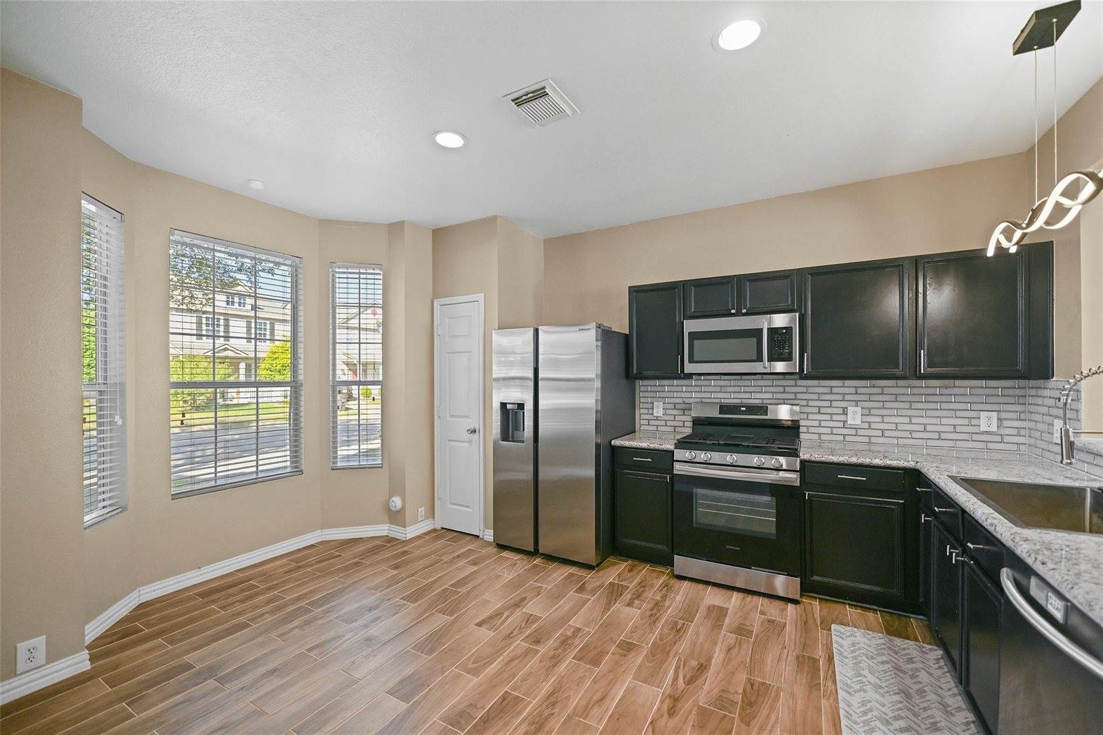 9706 Coyote Creek Drive, Houston, TX 77095