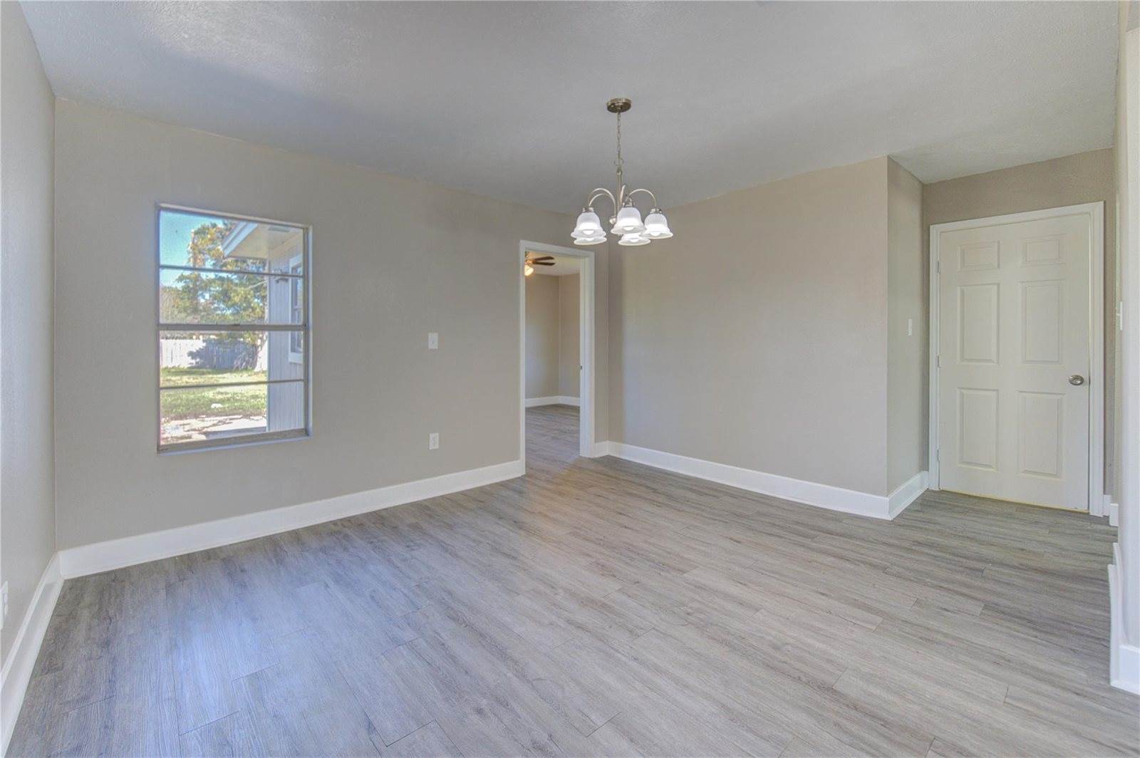 3020 2nd Avenue North, Texas City, TX 77590