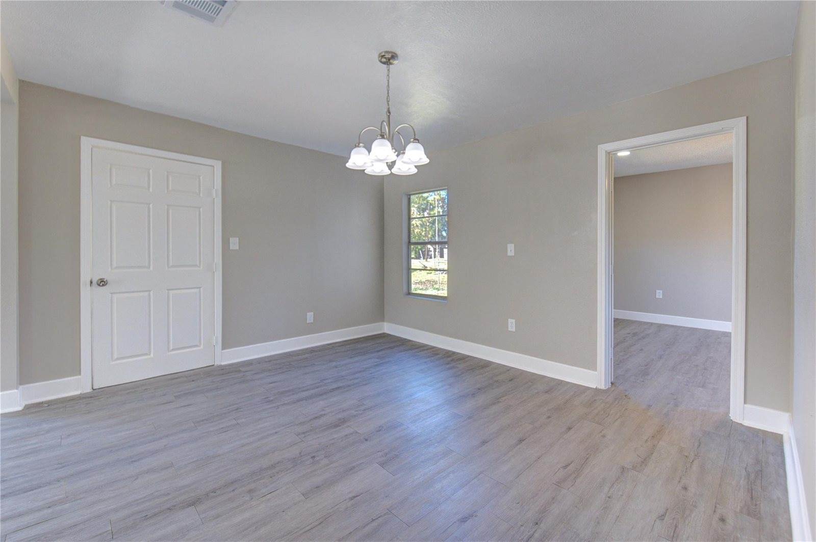 3020 2nd Avenue North, Texas City, TX 77590