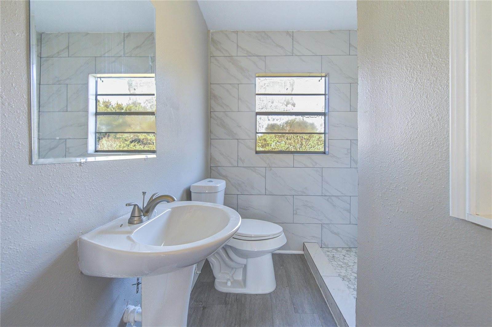 3020 2nd Avenue North, Texas City, TX 77590