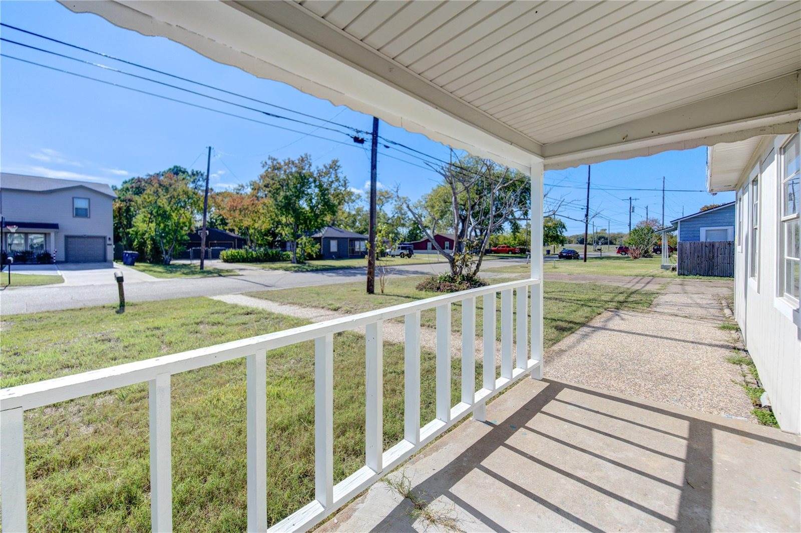 3020 2nd Avenue North, Texas City, TX 77590