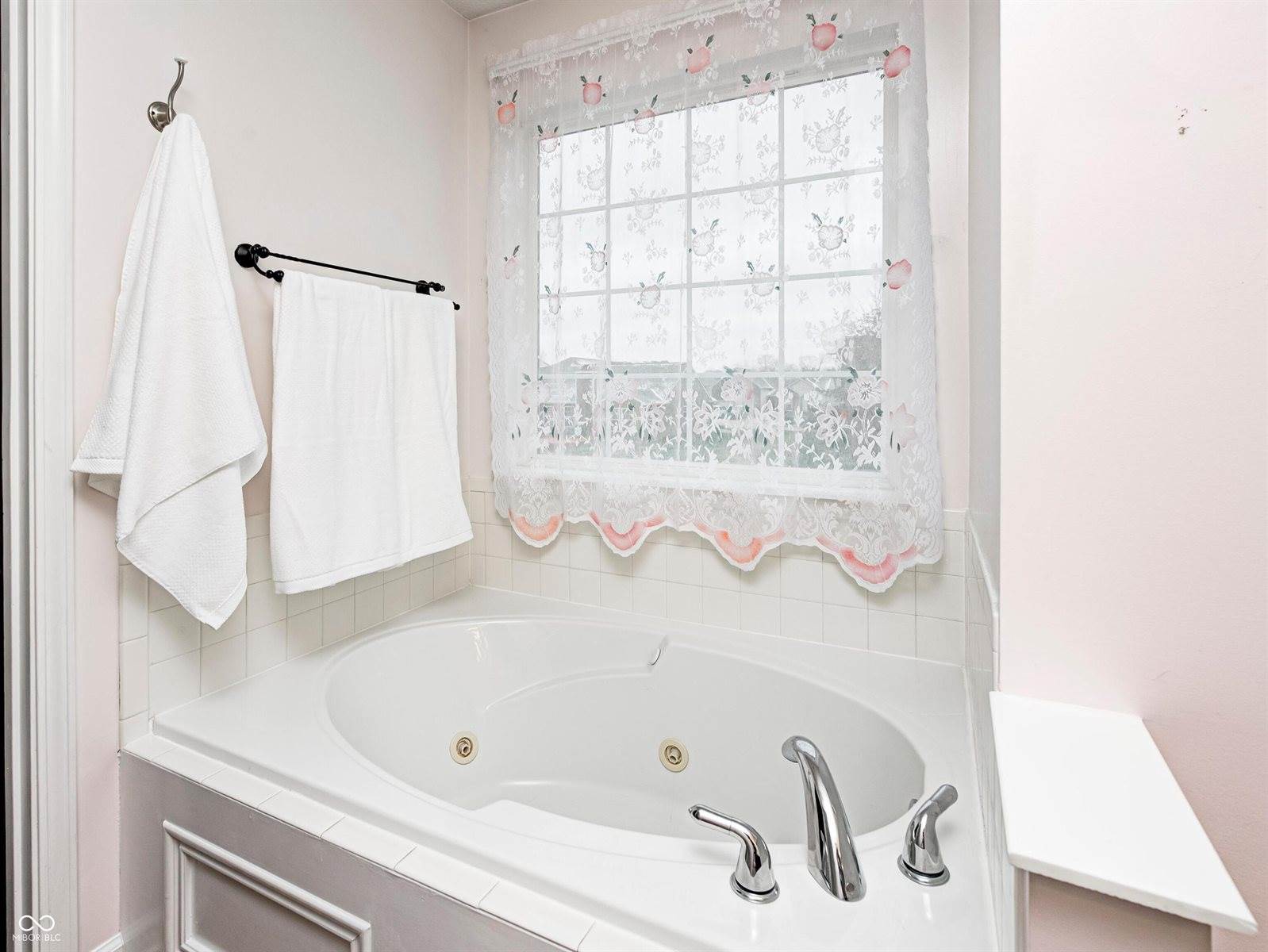 1948 Abbey Lane, Danville, IN 46122