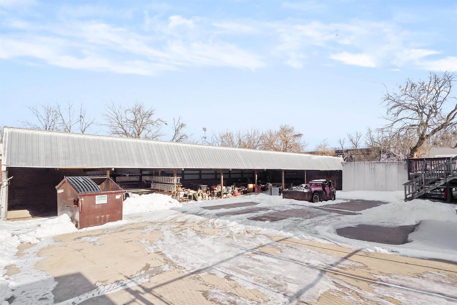 1430 9th St, Racine, WI 53403