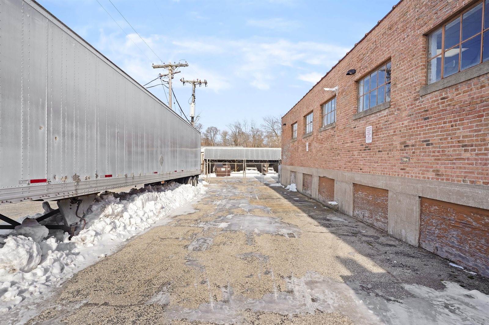 1430 9th St, Racine, WI 53403