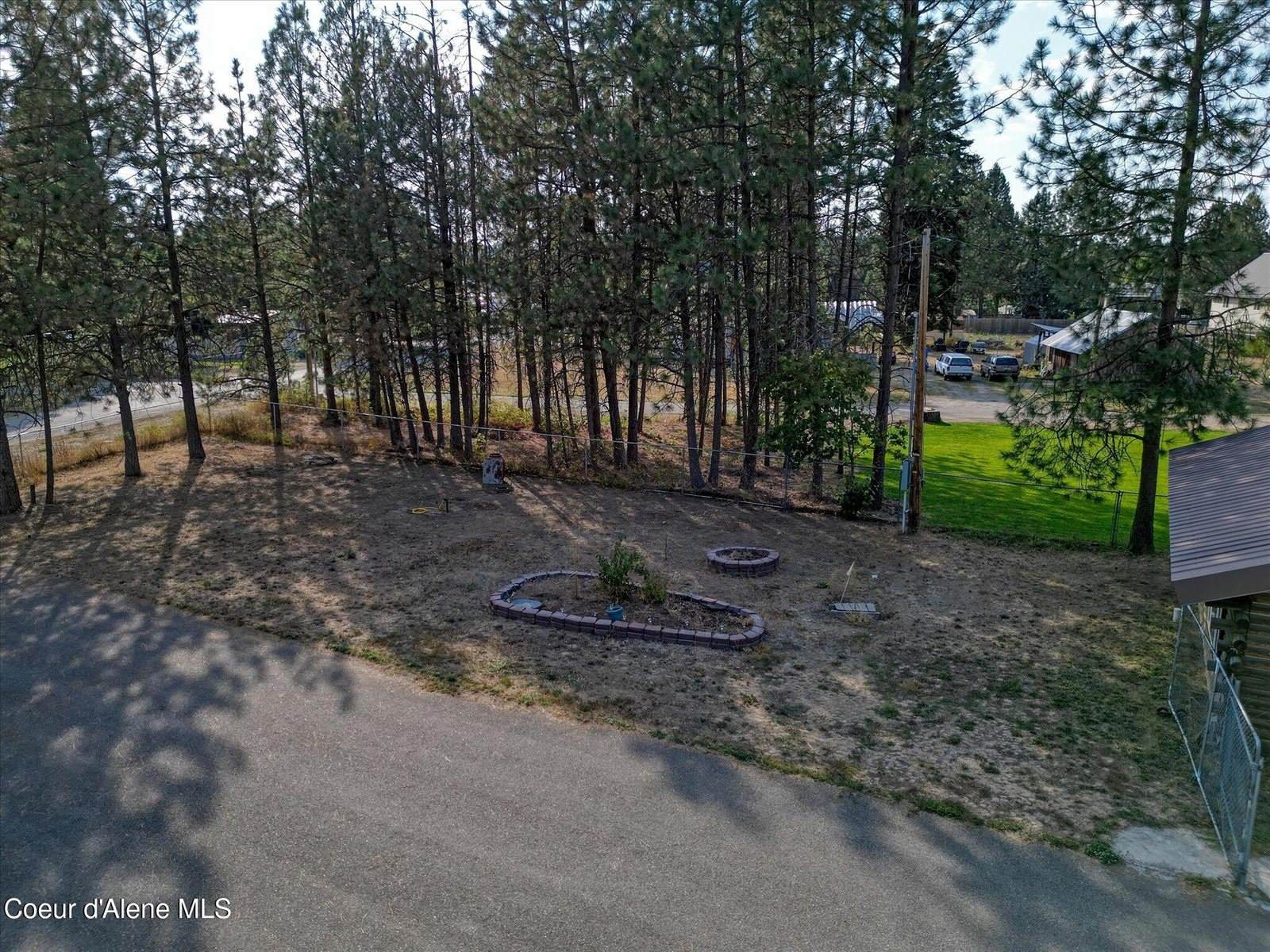6025 East Grove Ave, Athol, ID 83801