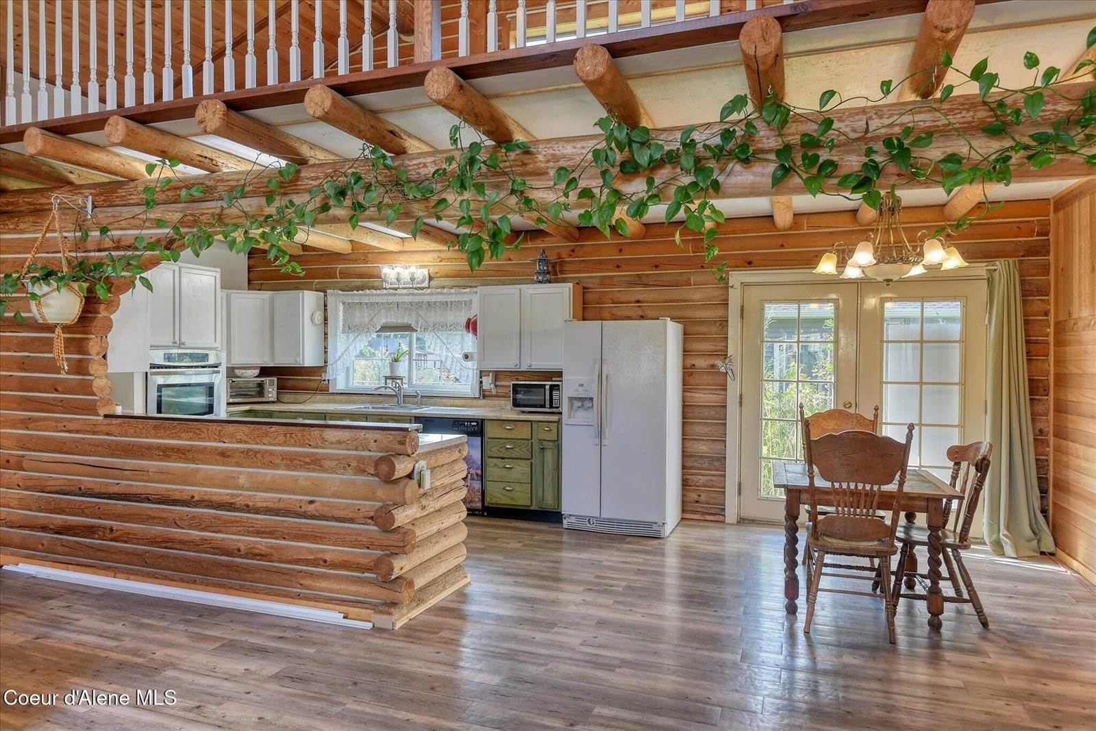 6025 East Grove Ave, Athol, ID 83801