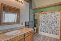 6025 East Grove Ave, Athol, ID 83801