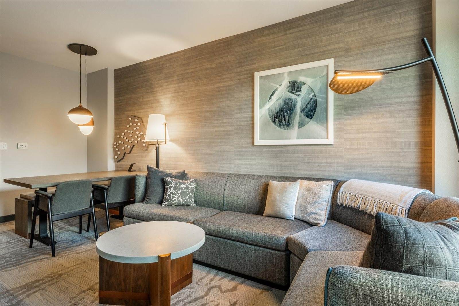 50 Hillside Drive #416, Mammoth Lakes, CA 93546