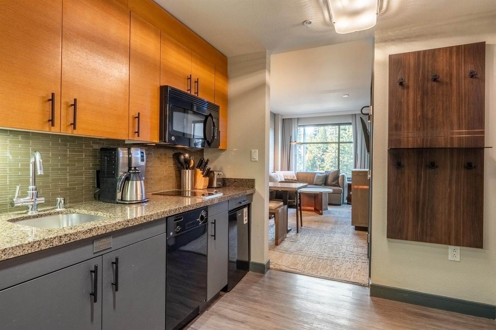 50 Hillside Drive #416, Mammoth Lakes, CA 93546