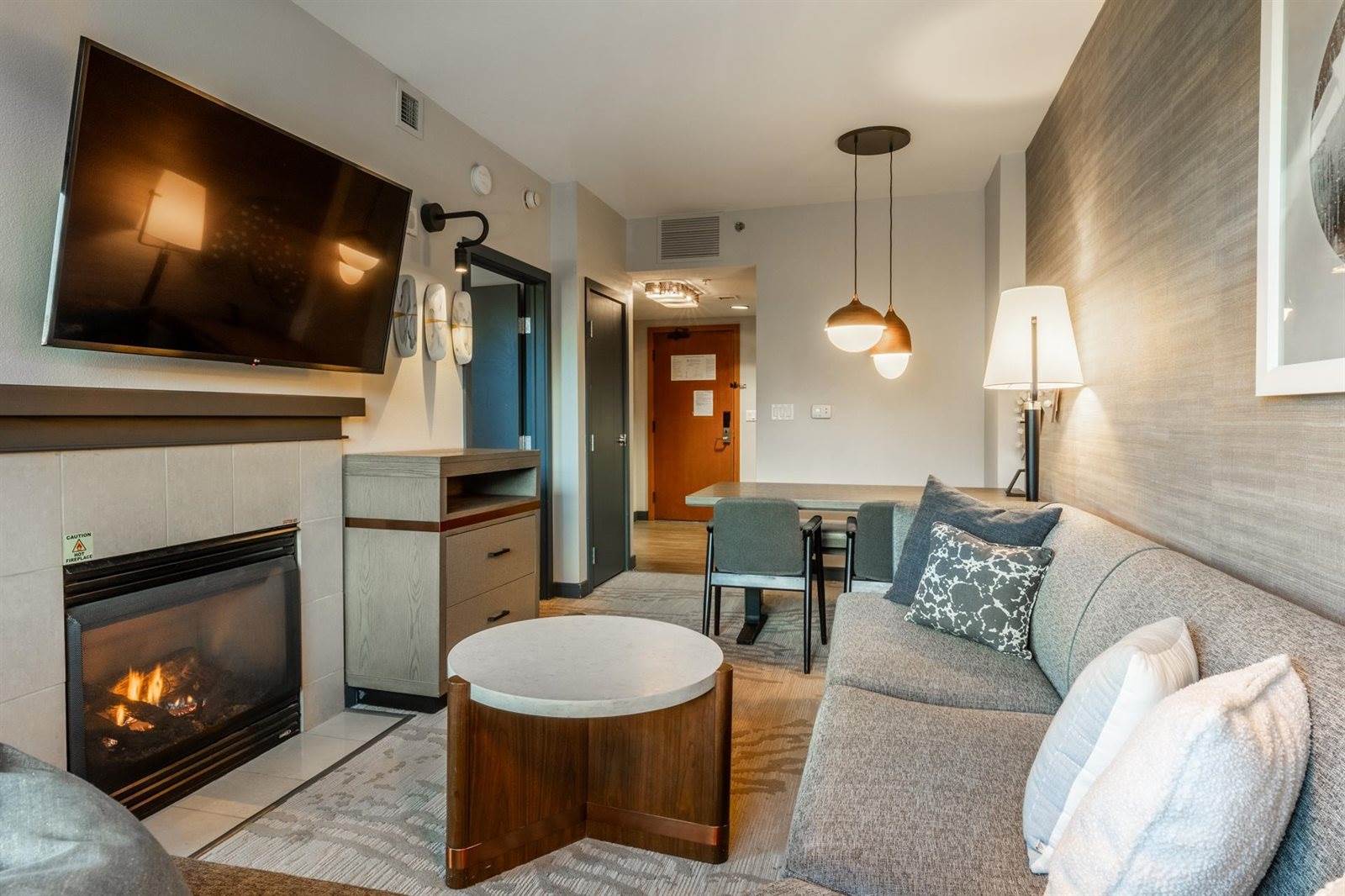 50 Hillside Drive #416, Mammoth Lakes, CA 93546