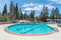 50 Hillside Drive #416, Mammoth Lakes, CA 93546