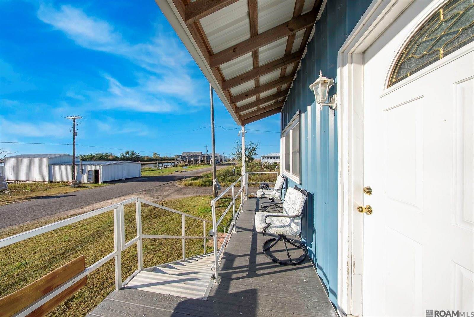 1008 Four Point Rd, Dulac, LA 70353