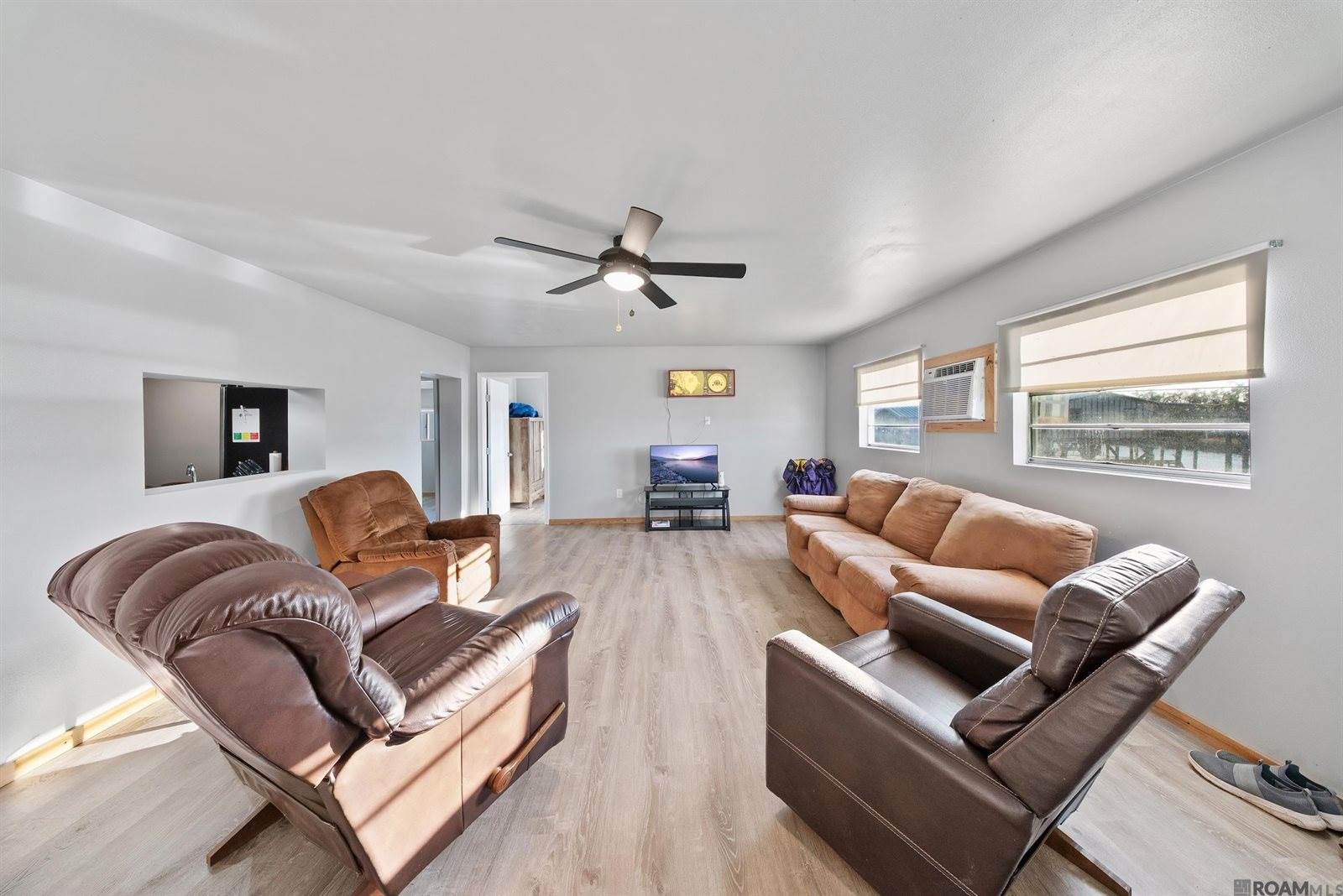 1008 Four Point Rd, Dulac, LA 70353