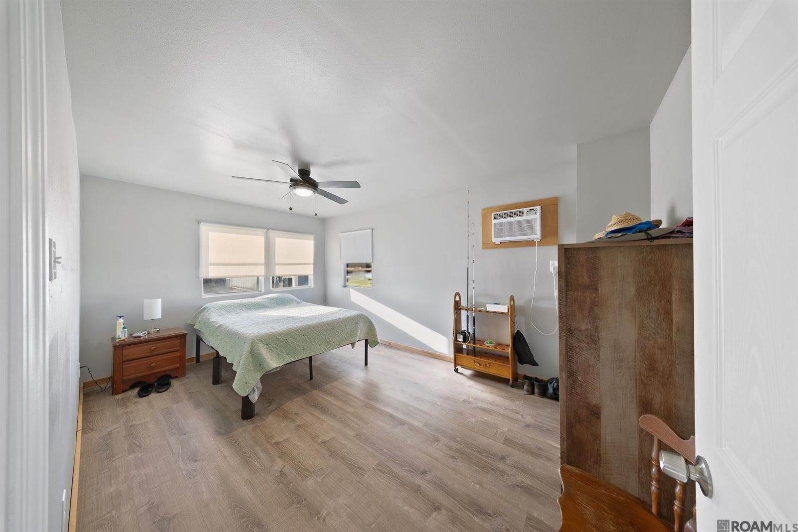 1008 Four Point Rd, Dulac, LA 70353