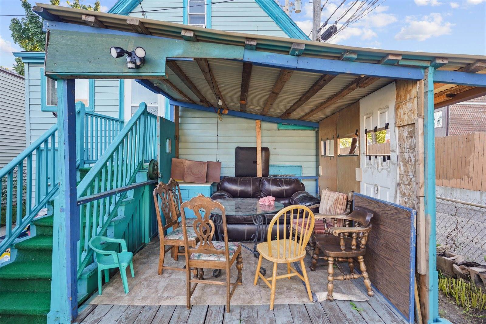 2116 West Burnham St, Milwaukee, WI 53204