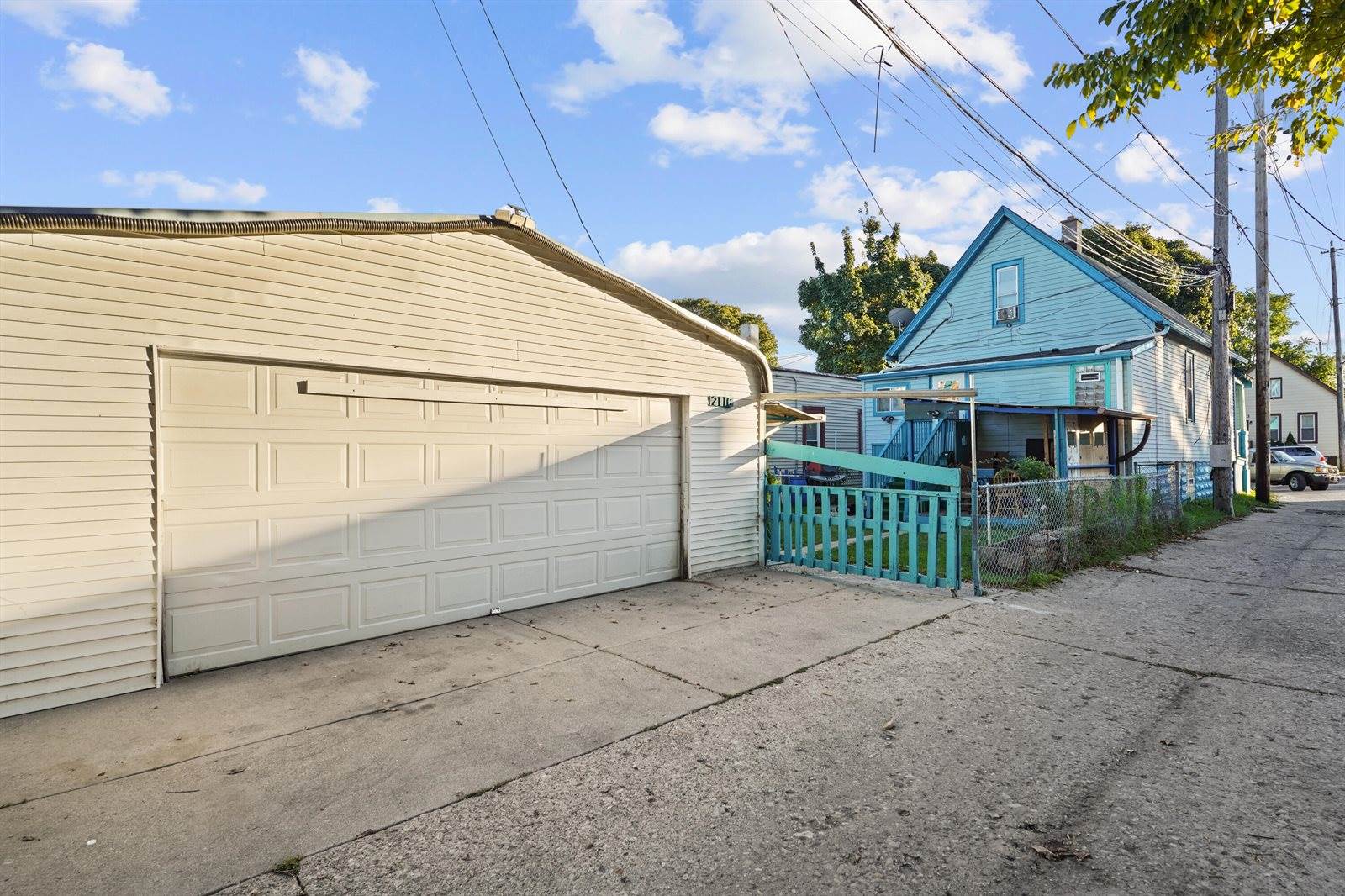 2116 West Burnham St, Milwaukee, WI 53204