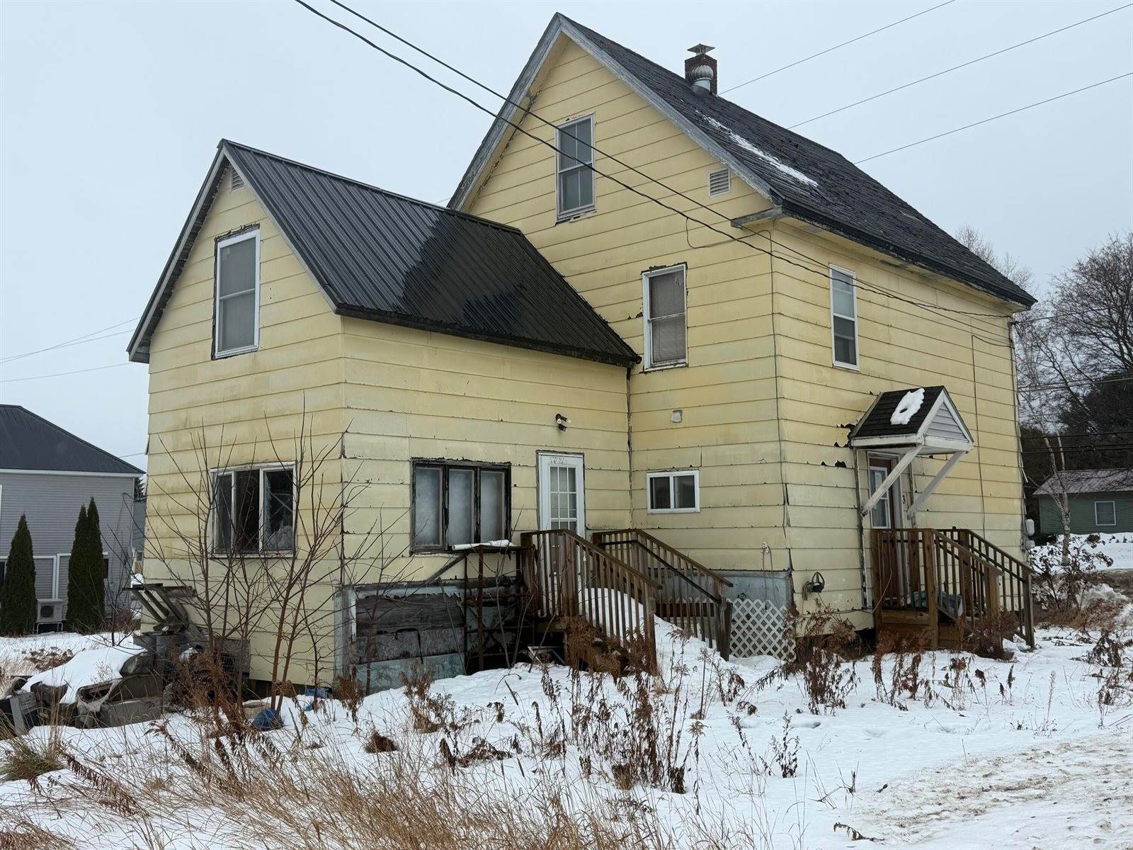 3 Hughes Road, Mapleton, ME 04757