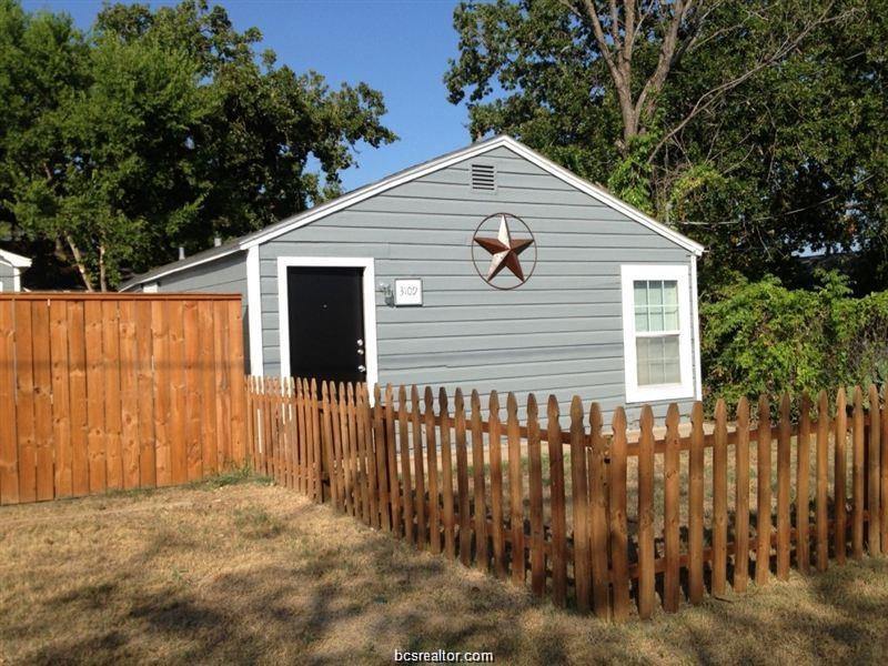 3109 Maloney Avenue, Bryan, TX 77801