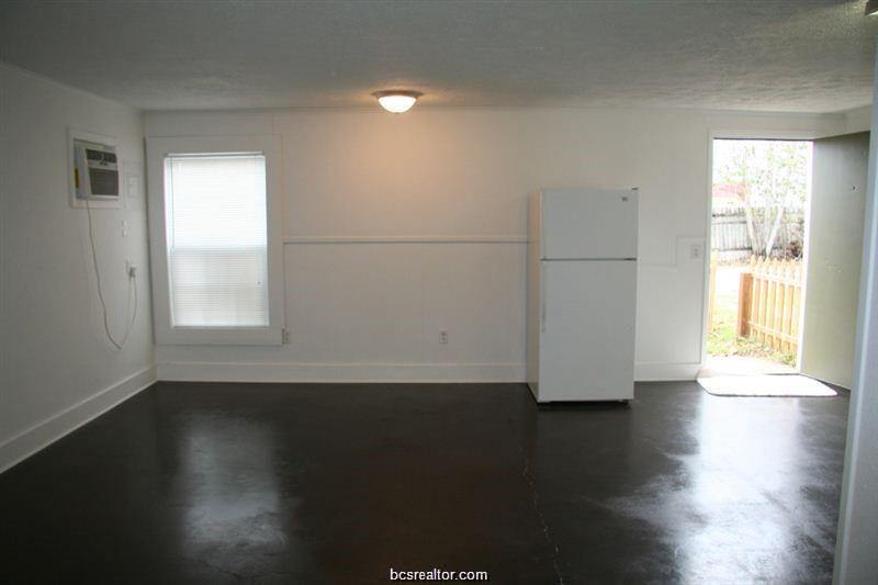 3109 Maloney Avenue, Bryan, TX 77801