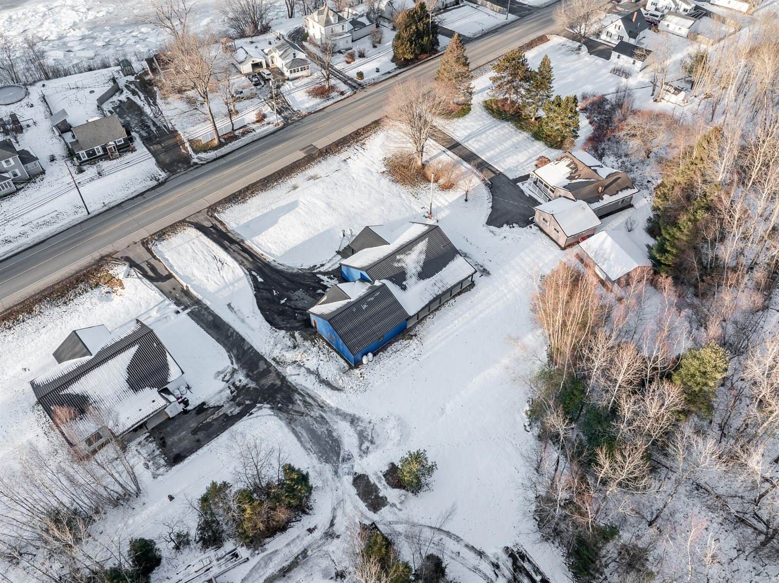 725 North Main Street, Brewer, ME 04412