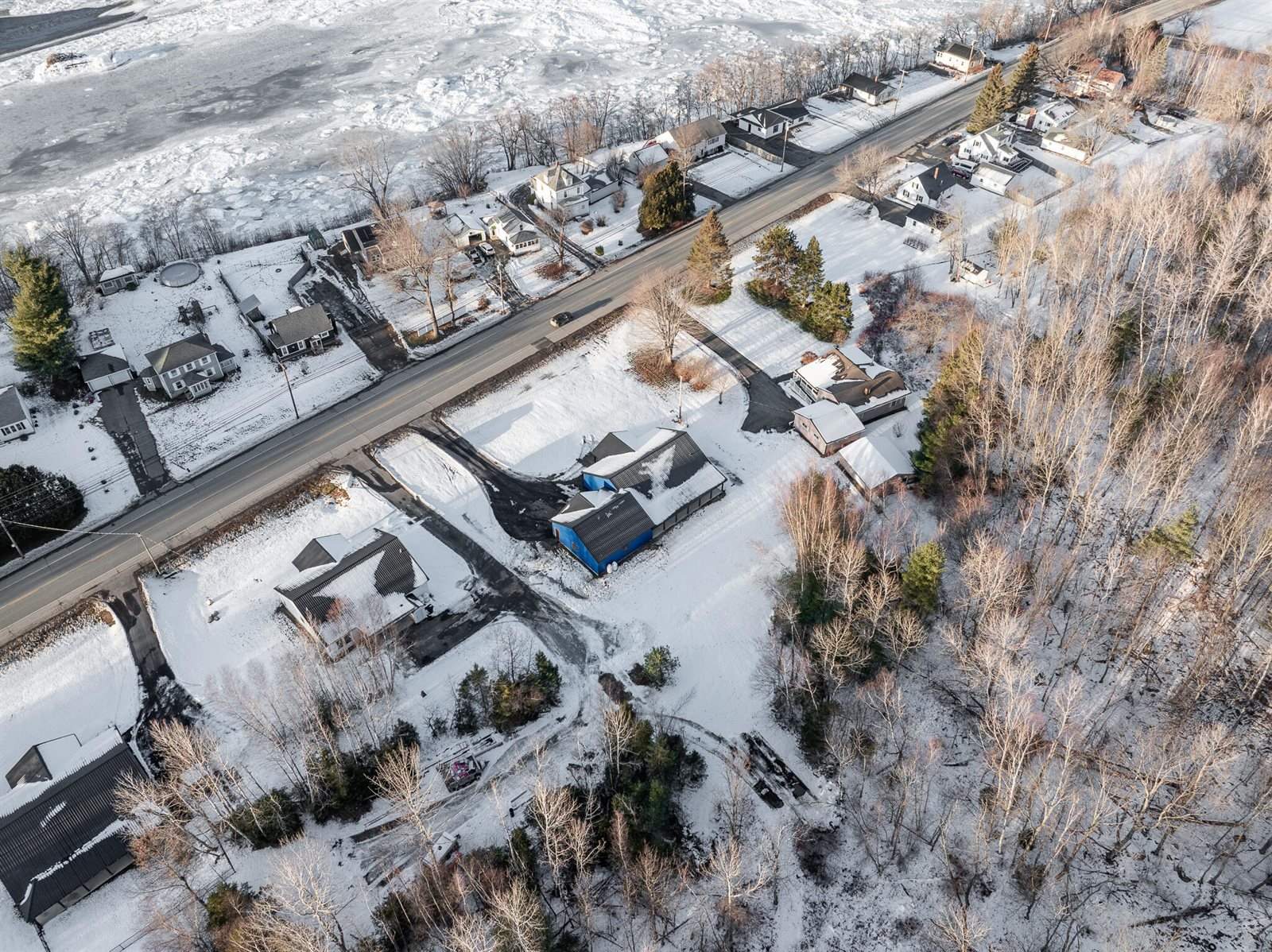 725 North Main Street, Brewer, ME 04412