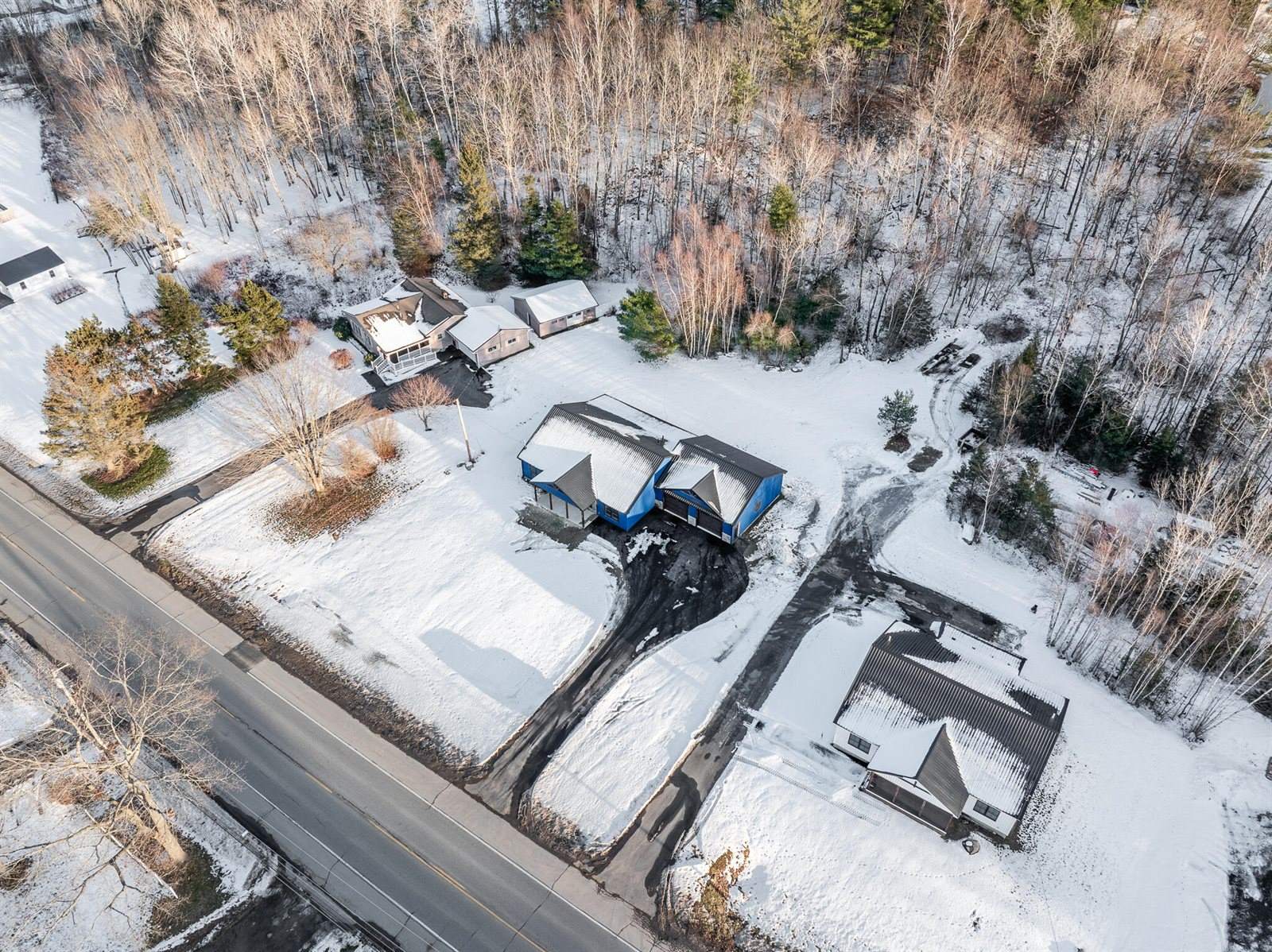 725 North Main Street, Brewer, ME 04412