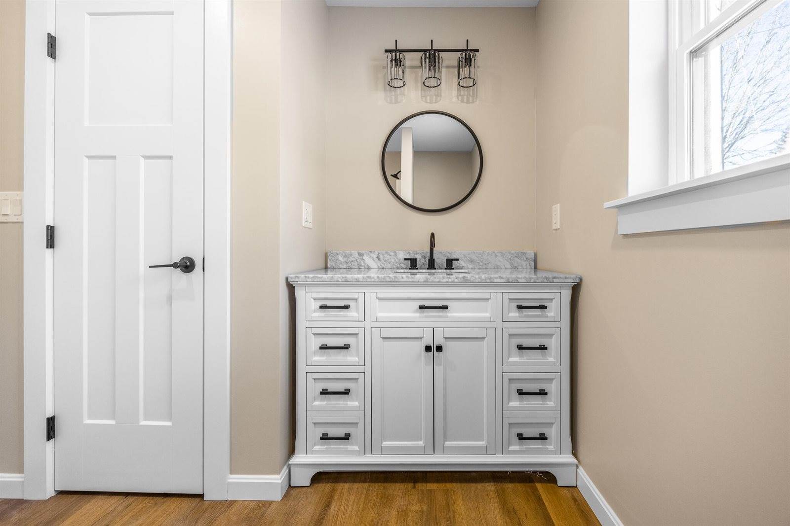 725 North Main Street, Brewer, ME 04412