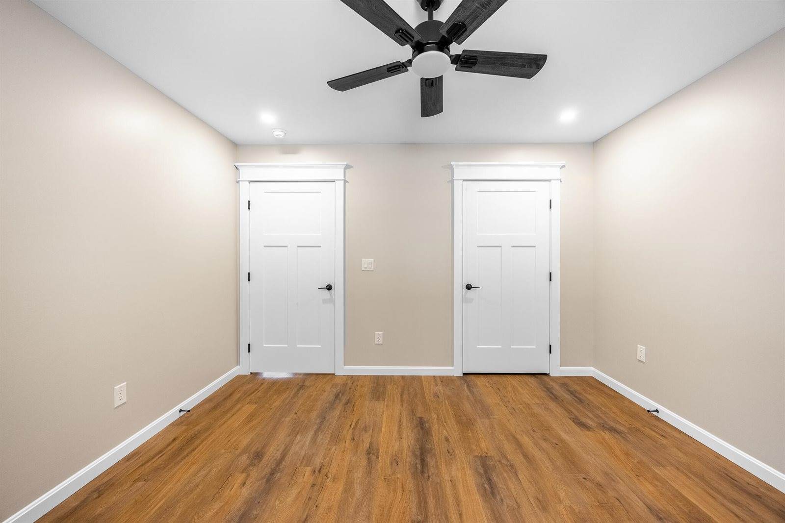 725 North Main Street, Brewer, ME 04412