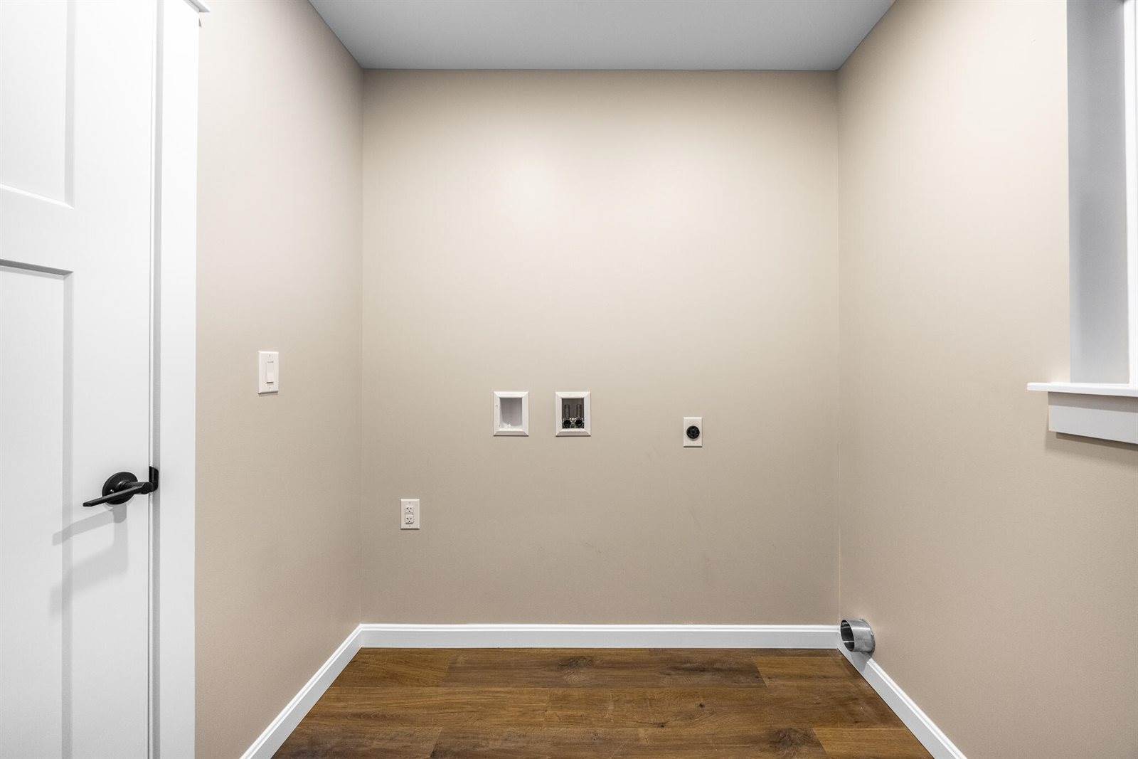 725 North Main Street, Brewer, ME 04412