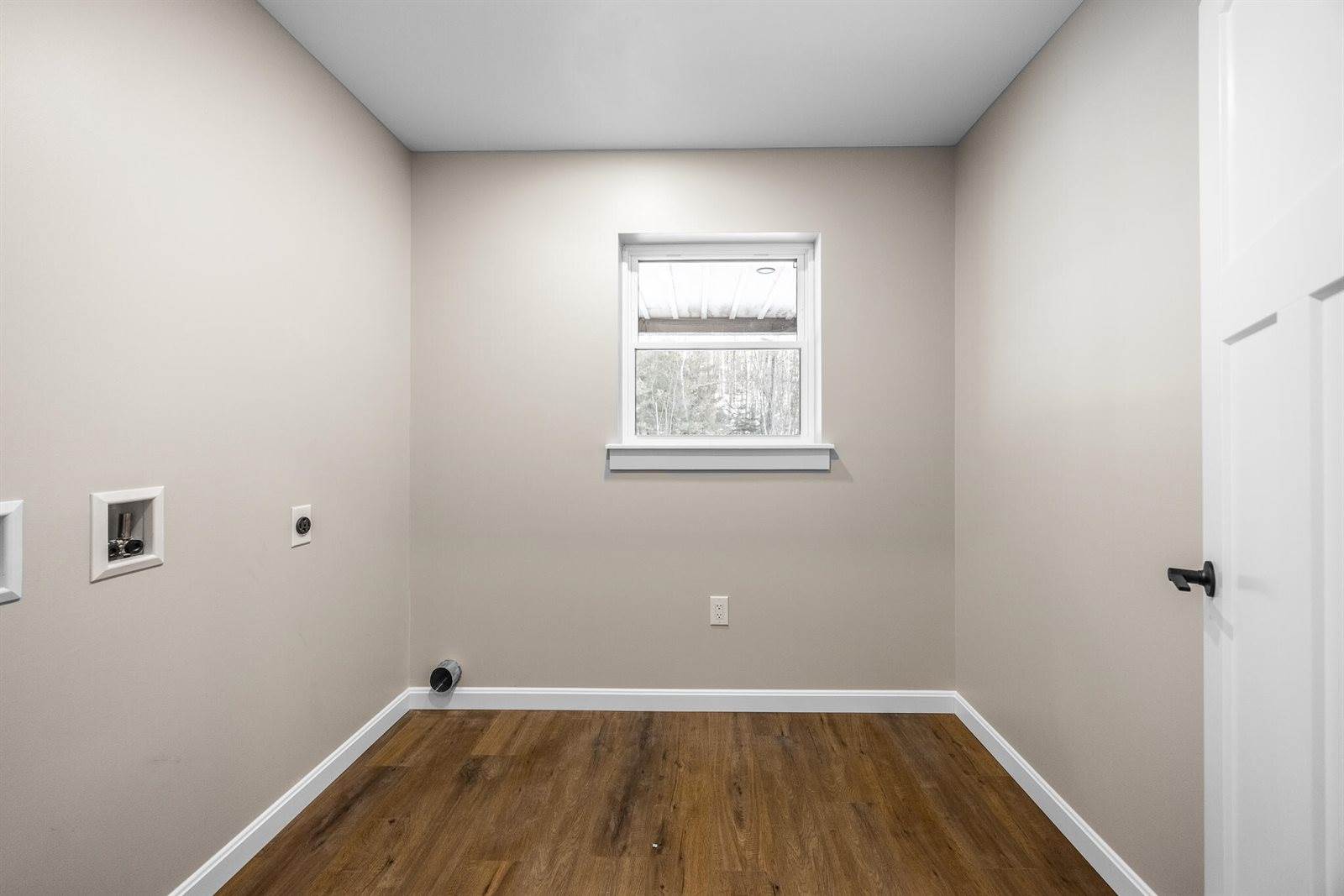 725 North Main Street, Brewer, ME 04412