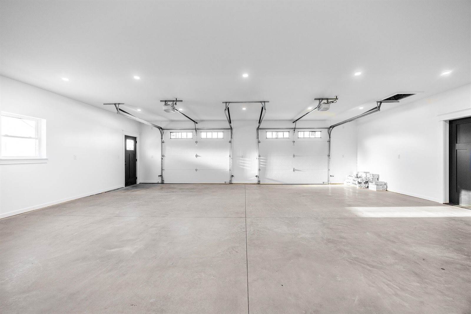 725 North Main Street, Brewer, ME 04412