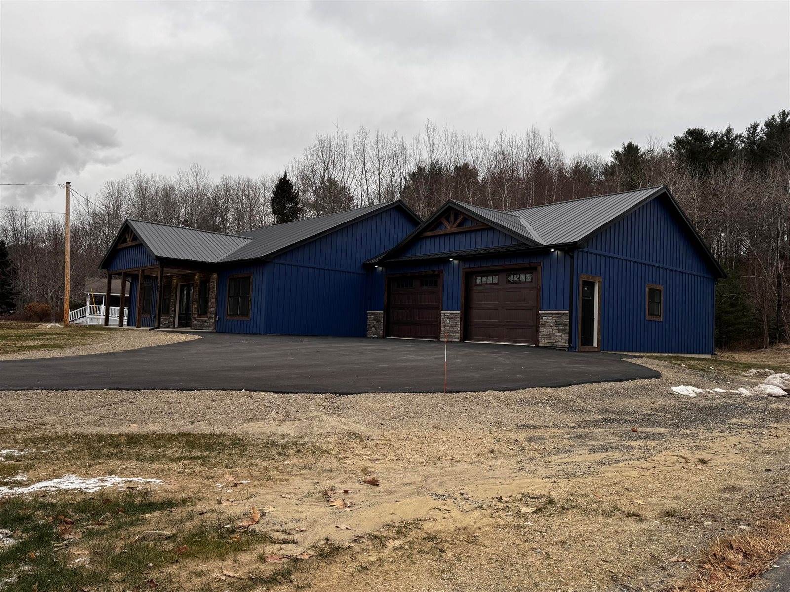 725 North Main Street, Brewer, ME 04412