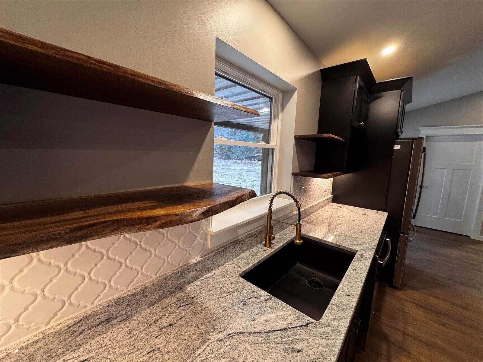 725 North Main Street, Brewer, ME 04412