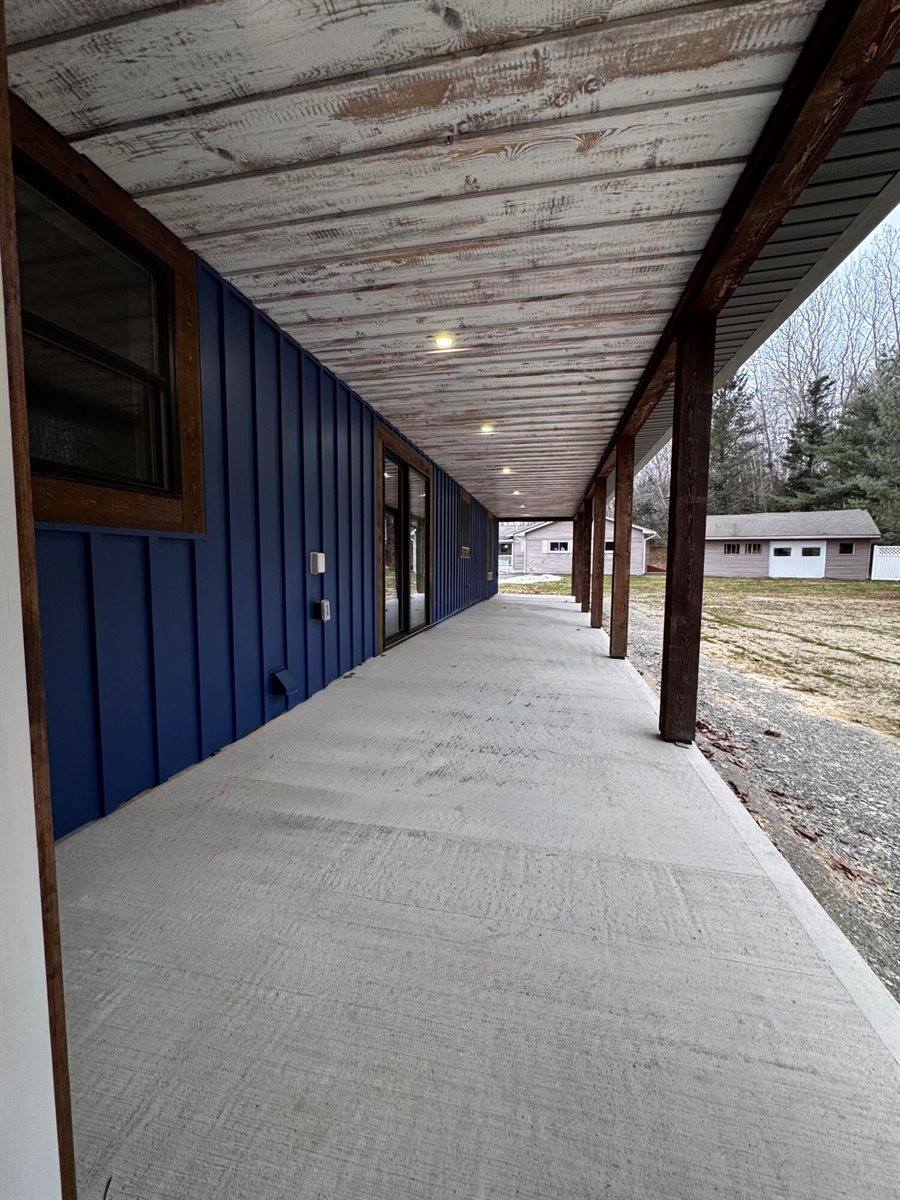 725 North Main Street, Brewer, ME 04412